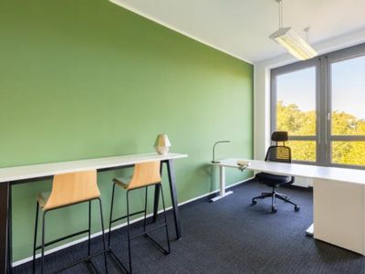 Property Image for St. James Tower, 7 Charlotte Street, Manchester, M1 4DZ
