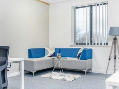 Property Image for Cromwell House, Crusader Road, Lincoln, LN6 7YT