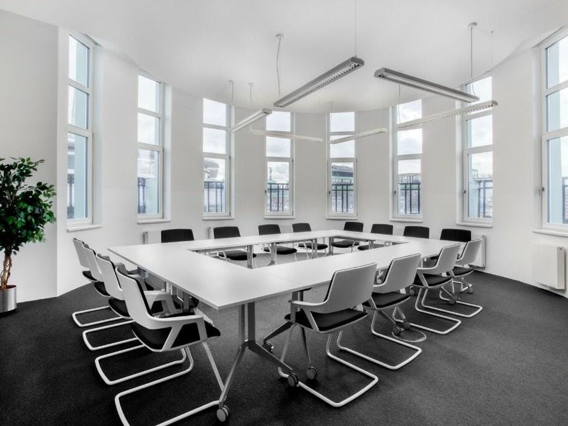 Antonine Hub, Callendar Business Park, Falkirk, FK1 1XE