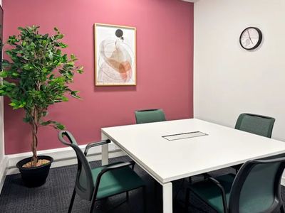 Property Image for 83 Princes Street, Edinburgh, EH2 2ER