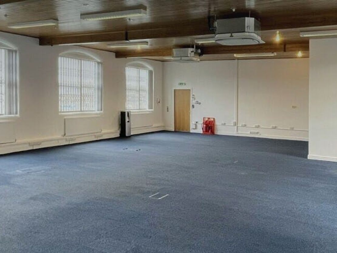 Chambers Business Centre, Chapel Road, Oldham, OL8 4QQ