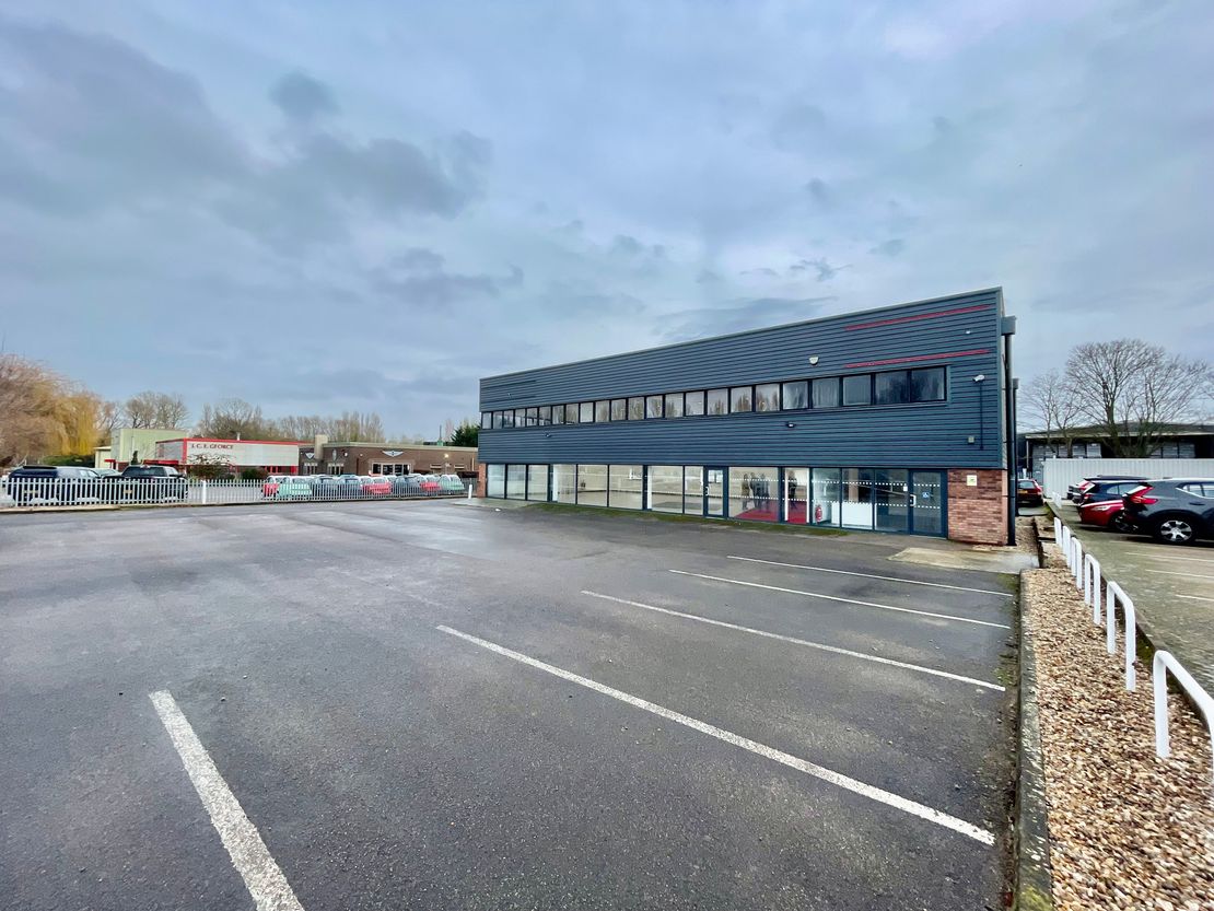 Fairview House, 18 Lamdin Road, Bury St. Edmunds, Suffolk, IP32 6NU