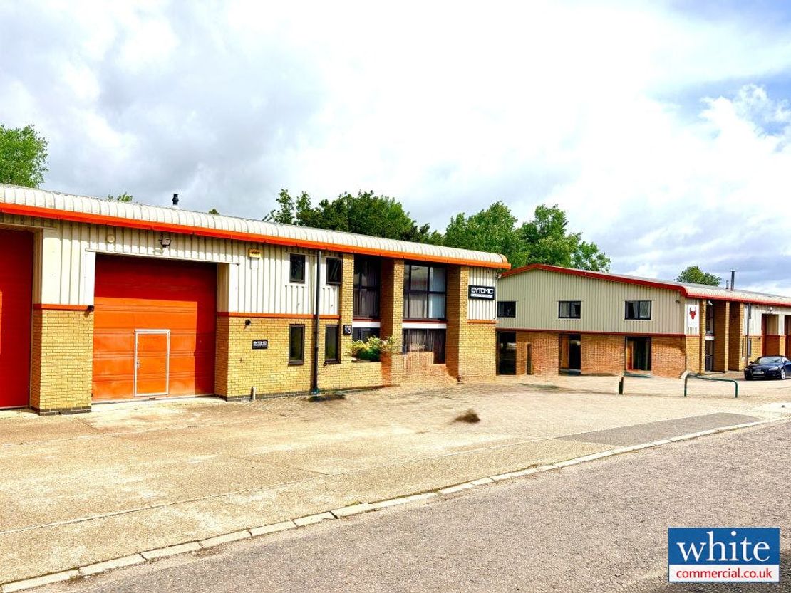 Unit 10 Stirling Business Park, Top Angel, Buckingham, MK18 1TH