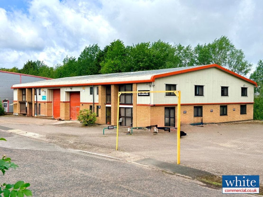 Unit 10 Stirling Business Park, Top Angel, Buckingham, MK18 1TH