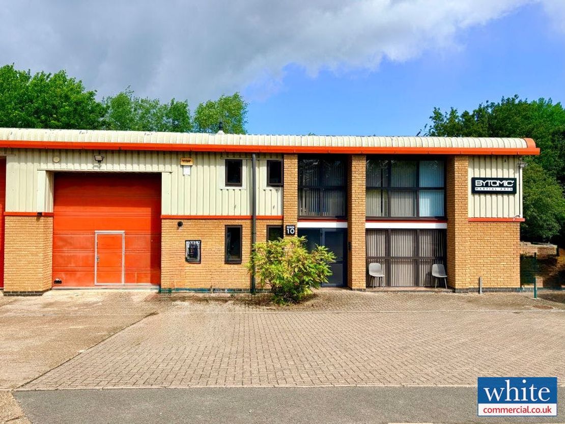Unit 10 Stirling Business Park, Top Angel, Buckingham, MK18 1TH