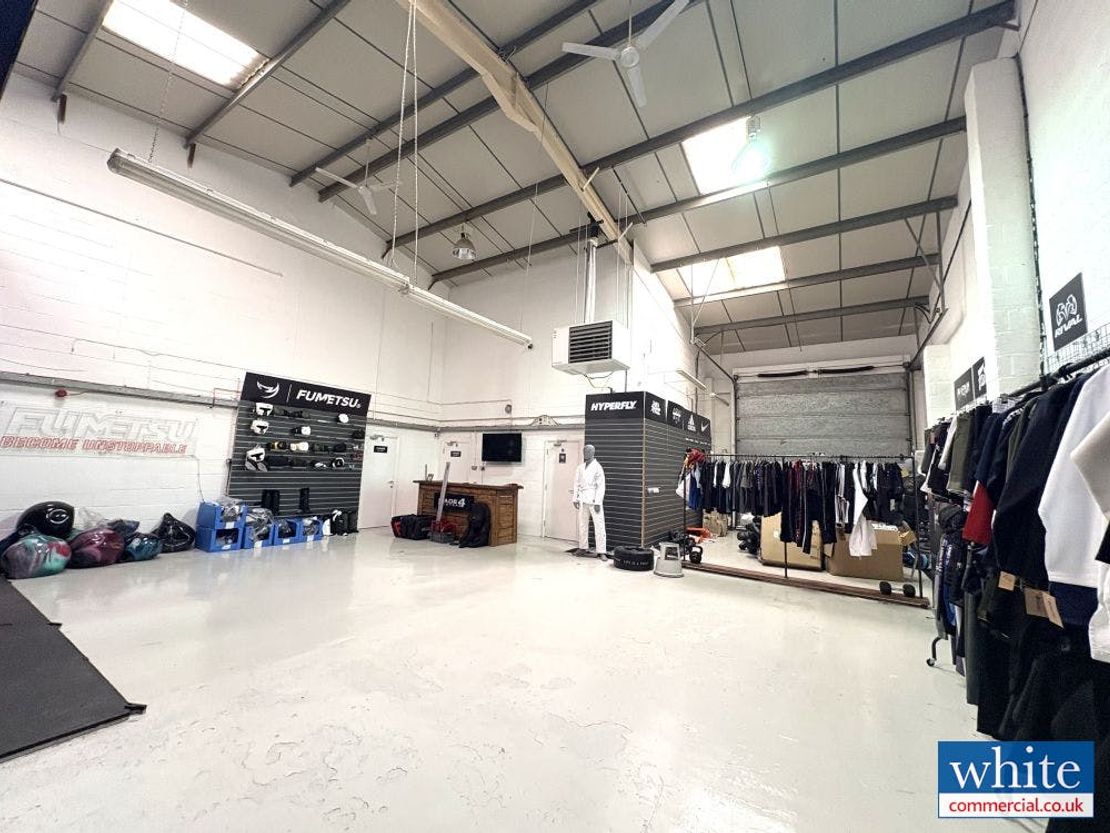 Unit 10 Stirling Business Park, Top Angel, Buckingham, MK18 1TH