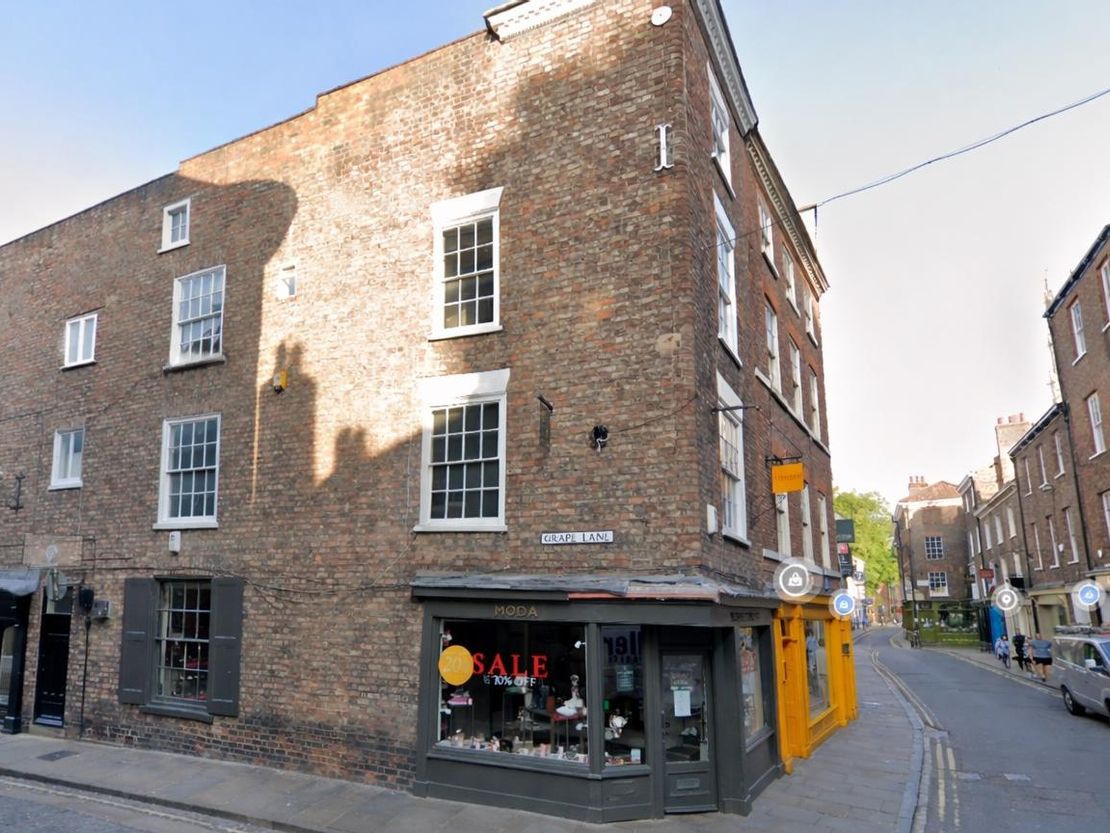 57 Low Petergate, York, North Yorkshire, YO1 7HT