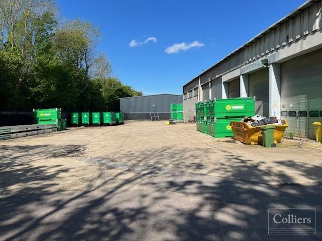 Unit A1, Vale Industrial Estate, Tolpits Lane, Watford, Hertfordshire, WD18 9QP