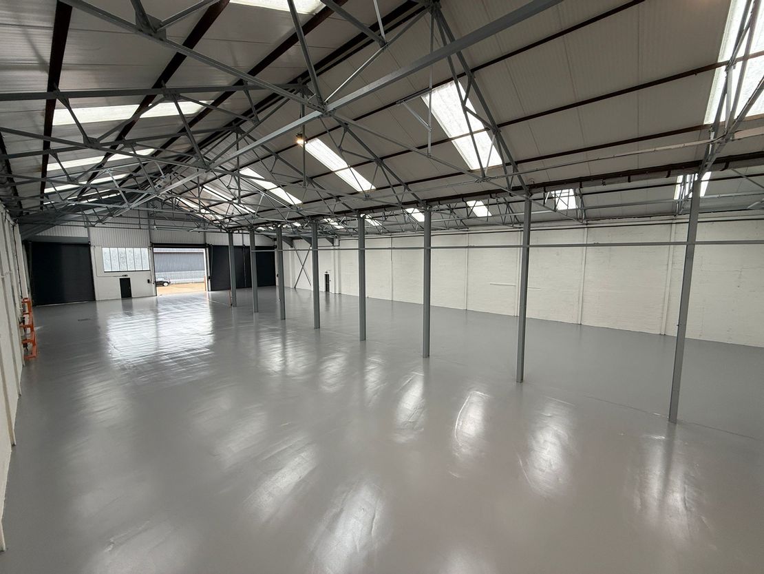 Unit A2, Vale Industrial Estate, Tolpits Lane, Watford, Hertfordshire, WD18 9QP