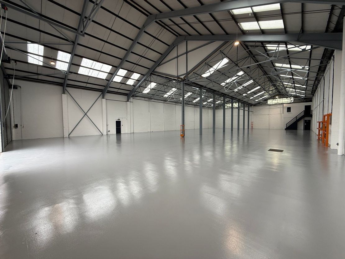 Unit A2, Vale Industrial Estate, Tolpits Lane, Watford, Hertfordshire, WD18 9QP
