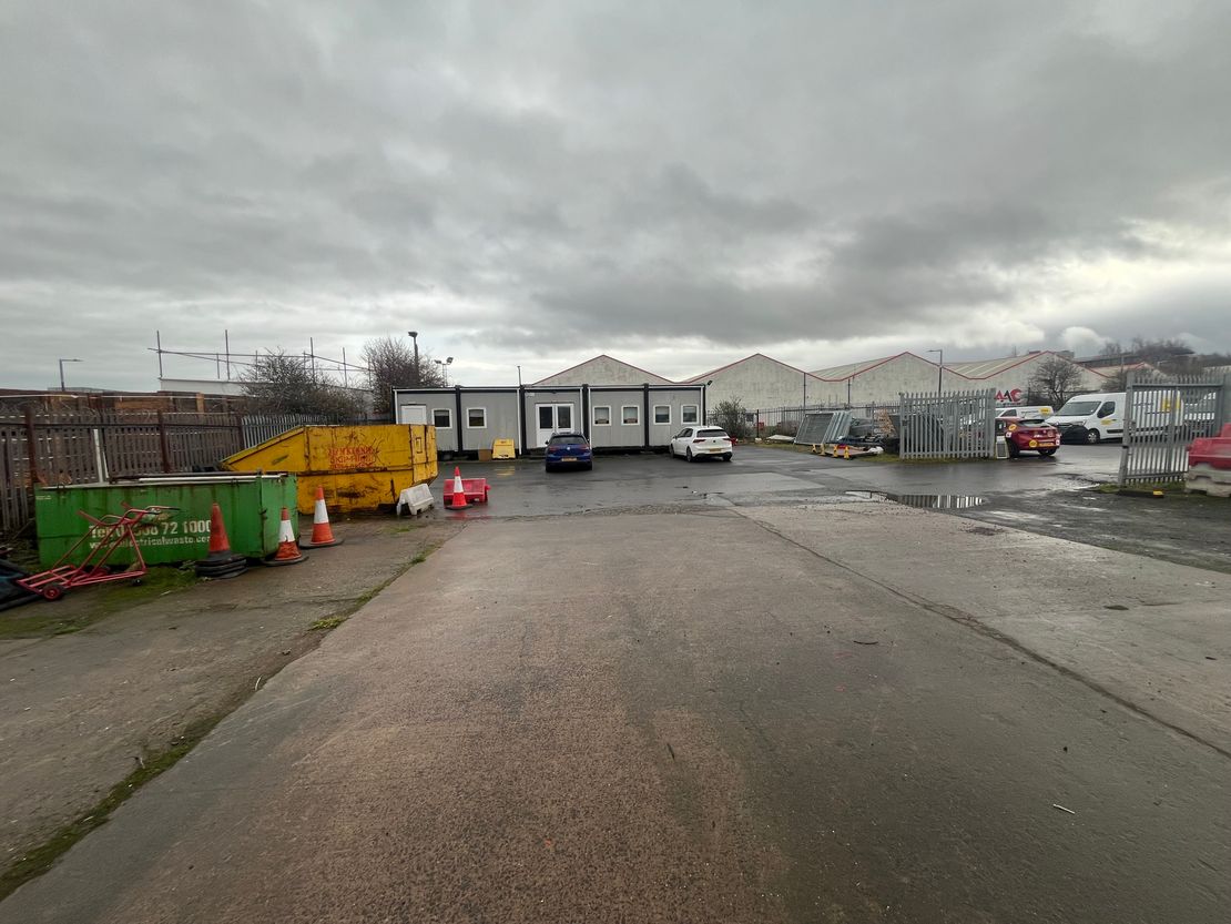 27 Bankhead Drive, Edinburgh, EH11 4DN