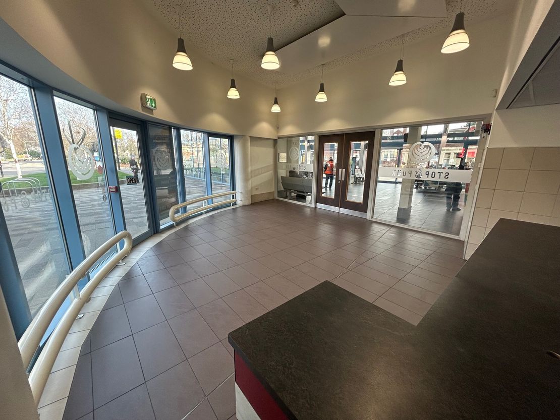 Worksop Bus Station, Newcastle Street, Worksop, Nottinghamshire, S80 2AR