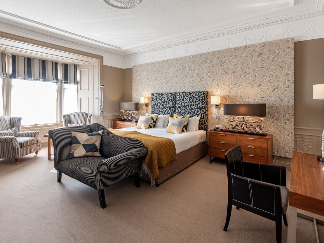 Townhouse Hotel, 3 Market Square, Melrose, TD6 9PQ