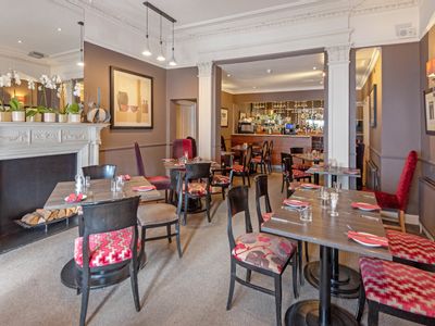 Property Image for Townhouse Hotel, 3 Market Square, Melrose, TD6 9PQ