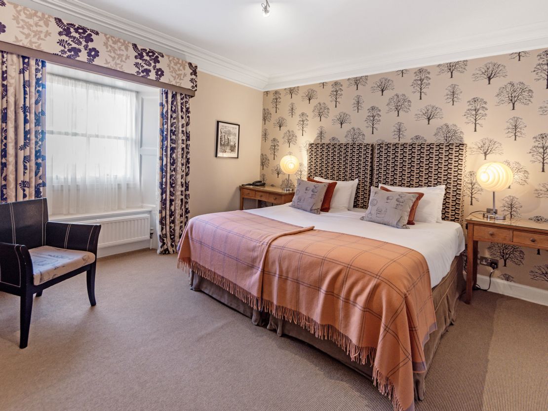 Townhouse Hotel, 3 Market Square, Melrose, TD6 9PQ