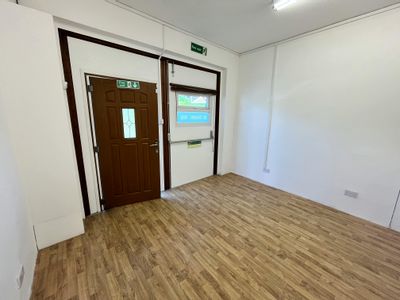 Property Image for 9B Connors Yard, Beeches Road, Crowborough, TN6 2AH
