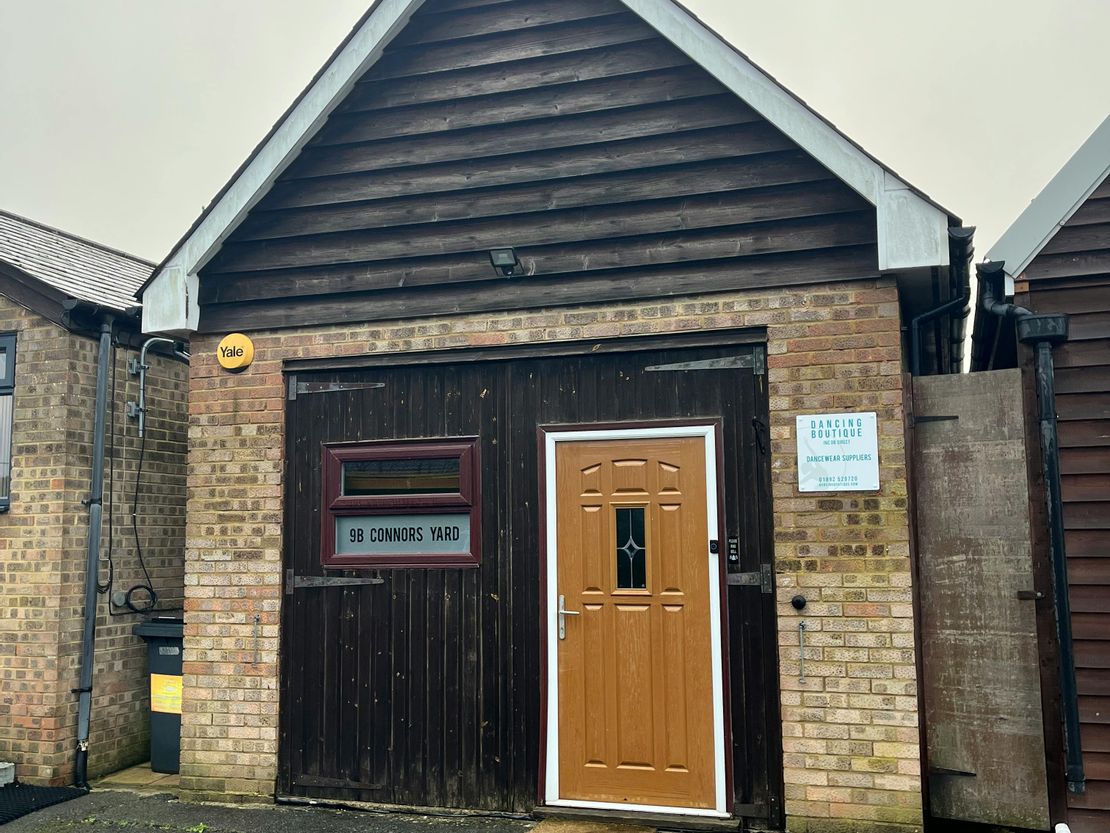 9B Connors Yard, Beeches Road, Crowborough, TN6 2AH