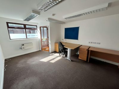 Property Image for 9B Connors Yard, Beeches Road, Crowborough, TN6 2AH