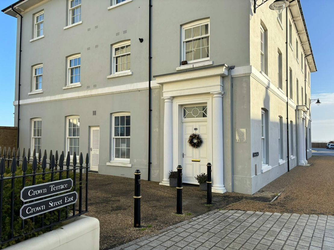 1 Crown Gate (Unit A, Building 350), Poundbury, Dorchester, DT1 3EG