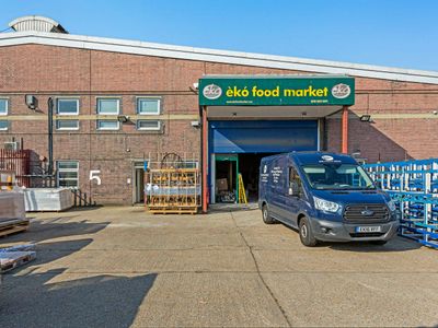 Property Image for Unit 5 Meridian Trading Estate, Bugsby Way, Charlton, SE7 7SJ