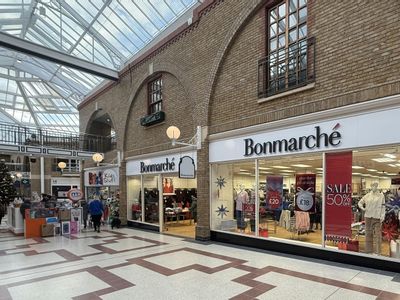 Property Image for 14-15 Market Place, Burgess Hill, RH15 9NP
