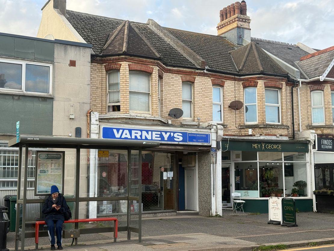 56 Station Road, Portslade, Brighton, BN41 1DF