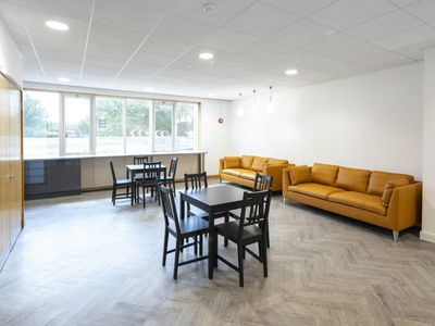 Property Image for Stag House, Old London Road, Hertford, SG13 7LA