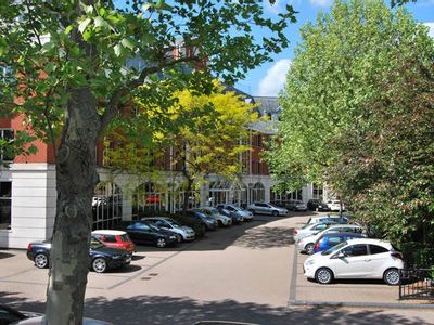 Property Image for Stag House, Old London Road, Hertford, SG13 7LA