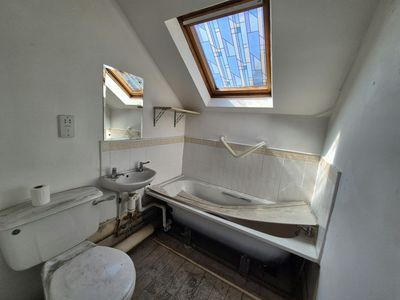 Property Image for 94 Kings Road, Harrogate, HG1 5JX