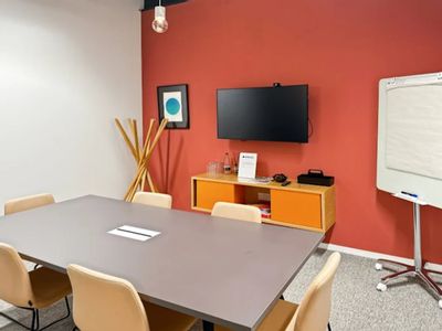 Property Image for Lochrin Square, 92 Fountainbridge, Edinburgh, EH3 9QA