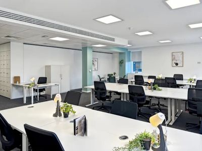 Property Image for Lochrin Square, 92 Fountainbridge, Edinburgh, EH3 9QA