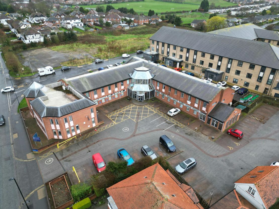 North Yorkshire House and Former Bank, 442 And 452, Scalby Road, Scarbrough, YO12 6EE