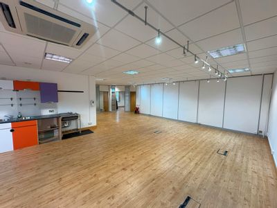 Property Image for Unit 502 Centennial Park, Borehamwood, WD6 3FG