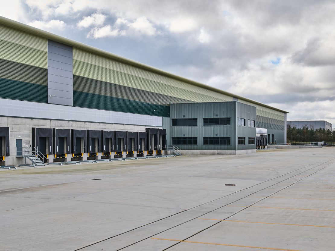 Barnsley 340, Dearne Valley Parkway, Barnsley, South Yorkshire, S74 9LH
