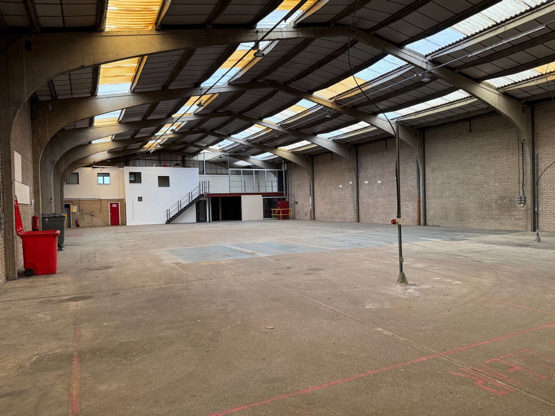 R2 Northfleet Industrial Estate, Lower Road, Northfleet, Gravesend, Kent, DA11 9SN