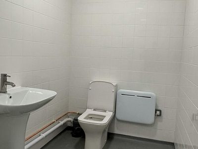 Property Image for Unit 16 Mill Farm Business Park, Millfield Road, Hounslow, TW4 5PY