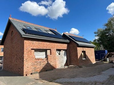 Property Image for Bargyloo Farm, Warrington Road, Widnes, WA8 3XL