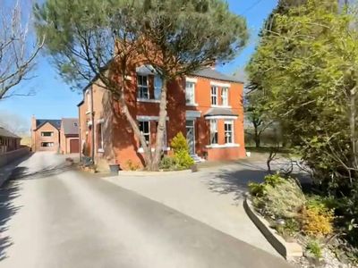 Property Image for Bargyloo Farm, Warrington Road, Widnes, WA8 3XL