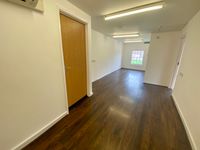 Property Image for FF And SF, 42 Market Square, Toddington, Dunstable, Bedfordshire, LU5 6BS
