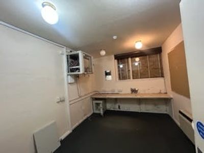 Property Image for 48 Linthorpe Road, Middlesbrough, TS1 1RA