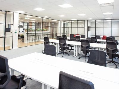 Property Image for Grosvenor House, 2 Grosvenor Square, Southampton, SO15 2BE