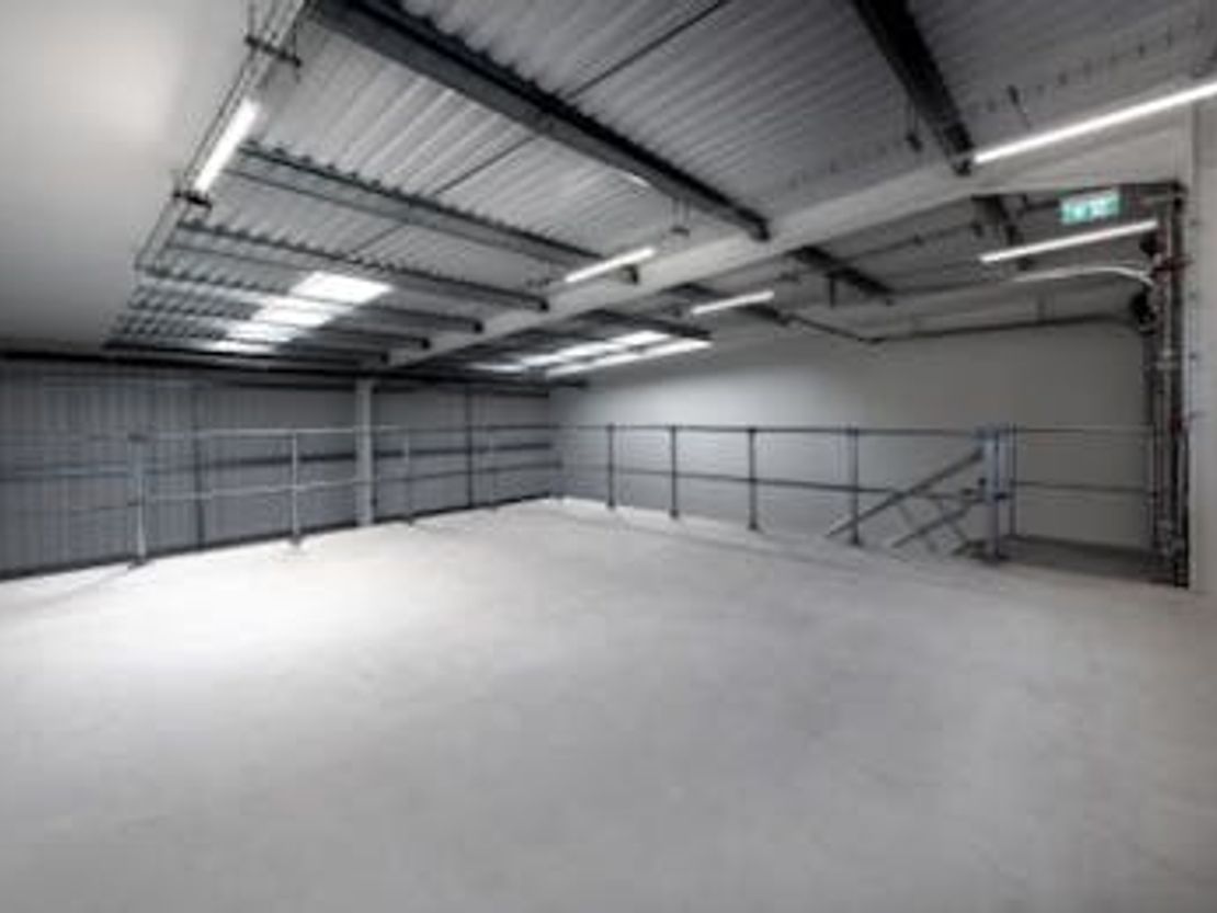 692 Stirling Road, Slough Trading Estate, Slough, SL1 4ST