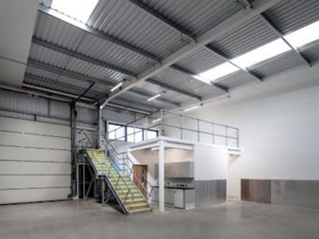 692 Stirling Road, Slough Trading Estate, Slough, SL1 4ST