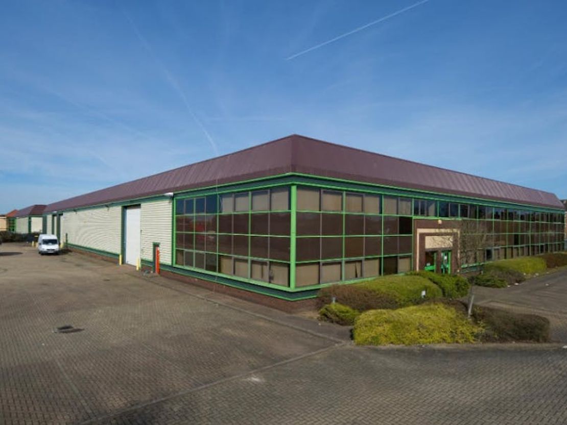 552 Fairlie Road, Slough, SL1 4PY
