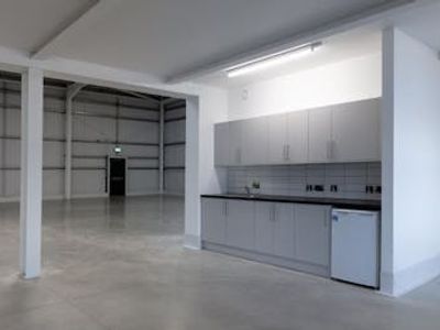 Property Image for 696 Stirling Road, Slough, SL1 4ST