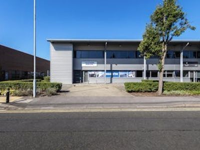 Property Image for 966 Weston Road, Slough, SL1 4HR