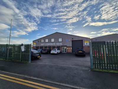 Property Image for Corporate House Unit 1, Hallcroft Industrial Estate, Aurillac Way, Retford, Nottinghamshire, DN22 7PX
