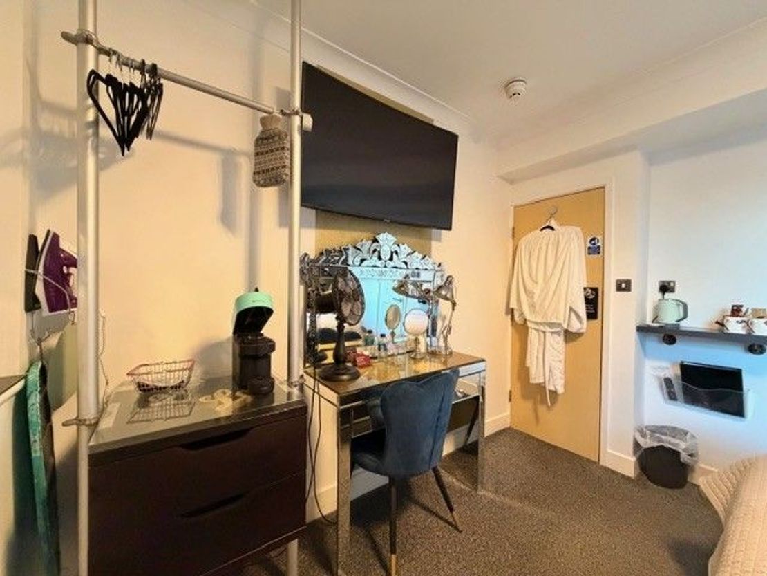Arthington Hotel, 24 St. Chads Road, Blackpool, FY1