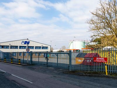 Property Image for Unit A, Beadle Trading Estate, Ditton Walk, Cambridge, CB5 8PD