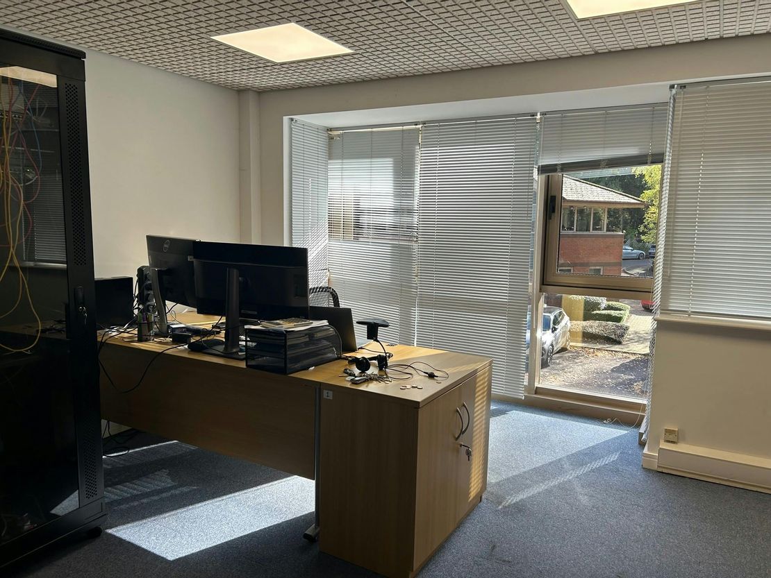 Unit 1, Wellington Business Park, Crowthorne, RG45 6LS